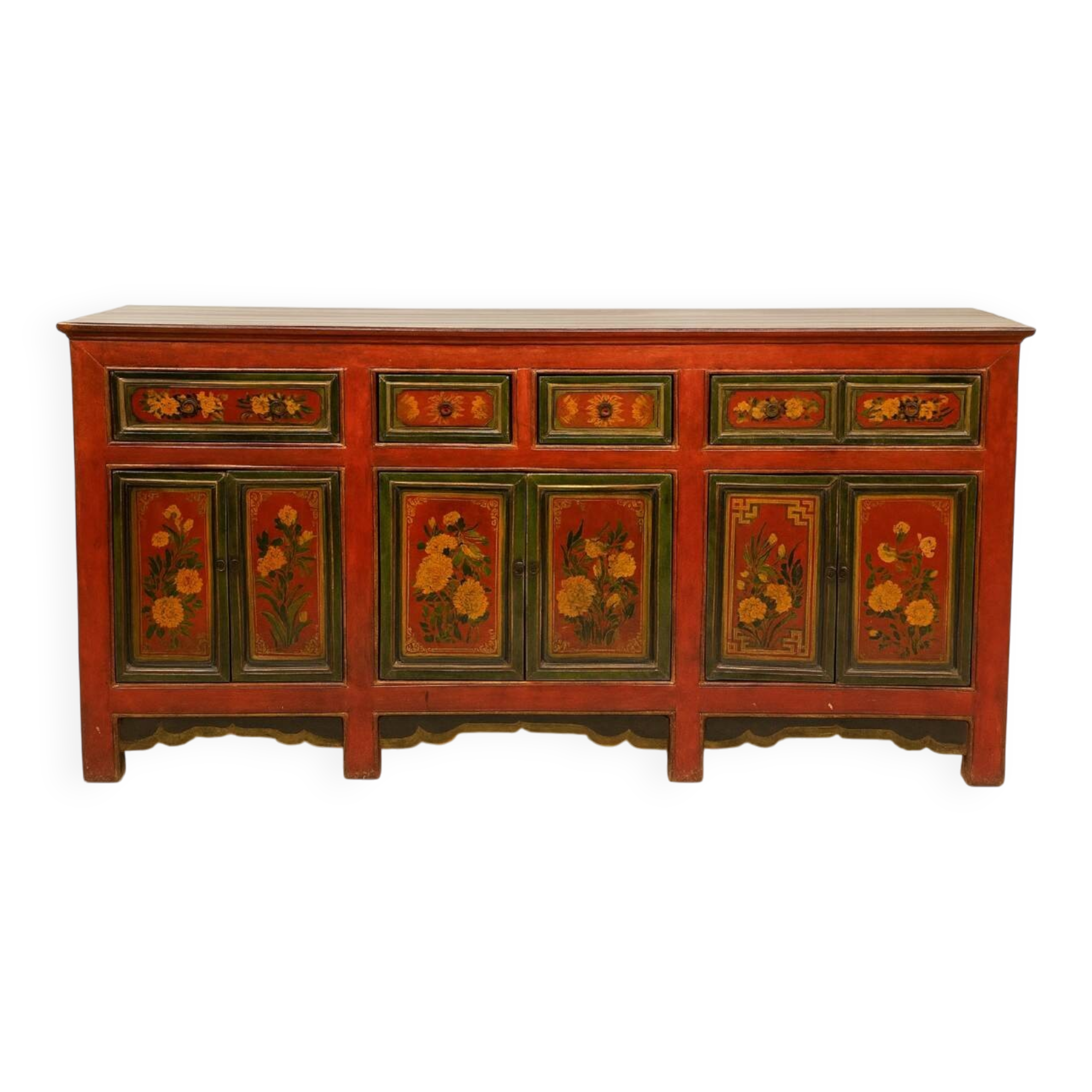 Asia 19th century: Very large lacquered wooden enfilade.