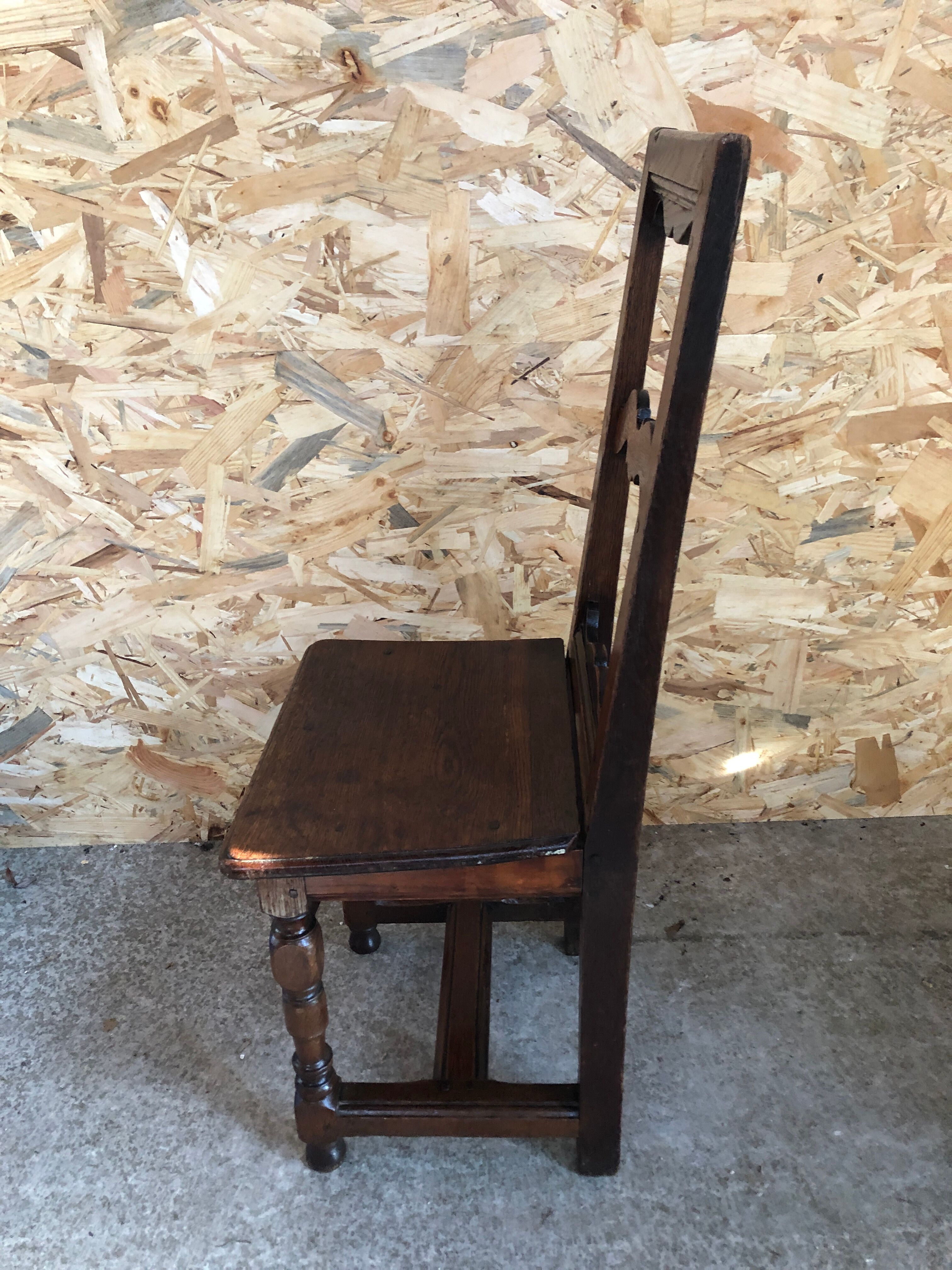 Old chair lorraine bois chevillé early XXth vintage