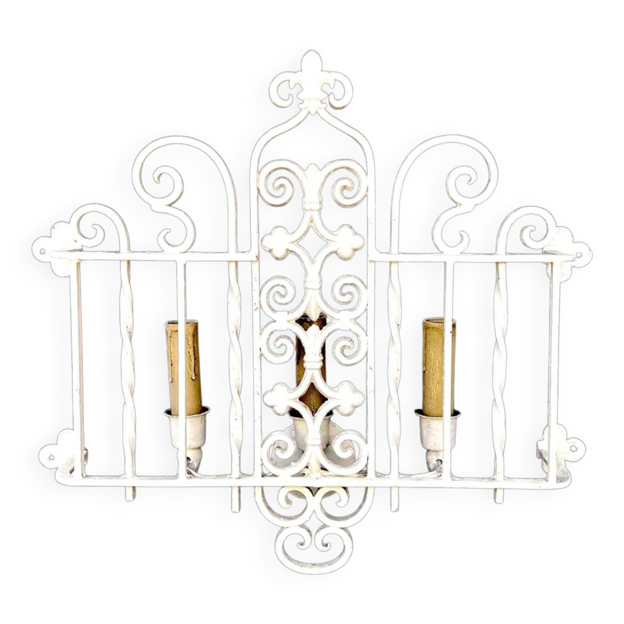 Vintage triple wall sconce in white wrought iron with fleur-de-lis, electrified – 1950s 60s.