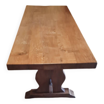 Farmhouse style table