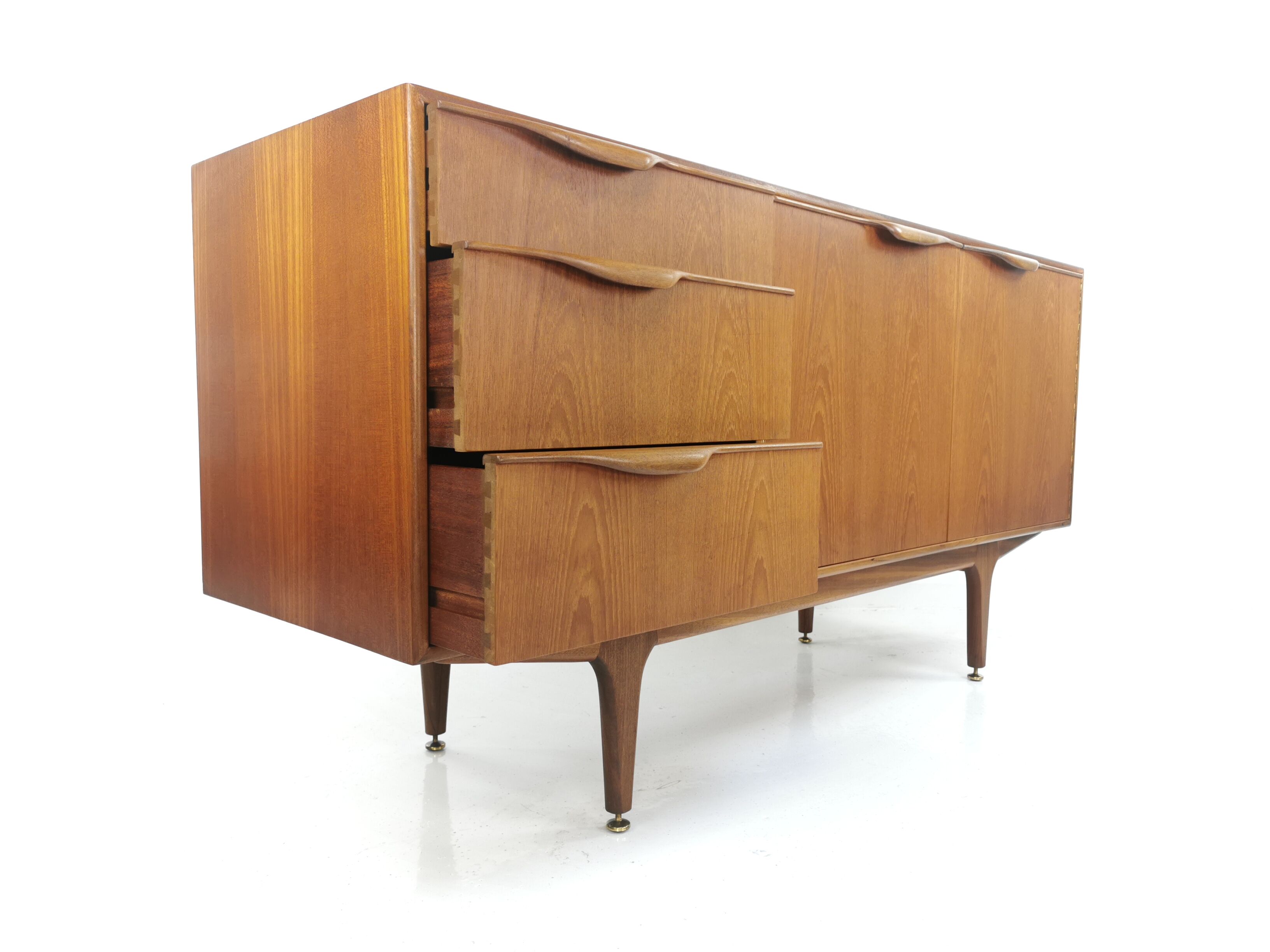 Designed by Tom Robertson, circa 1960