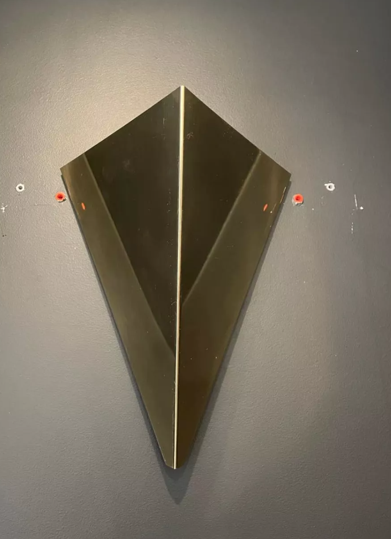 Pair of geometric vintage wall lamps in solid brass, France 1970.