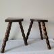 Duo de tabourets brutalistes demi-lunes