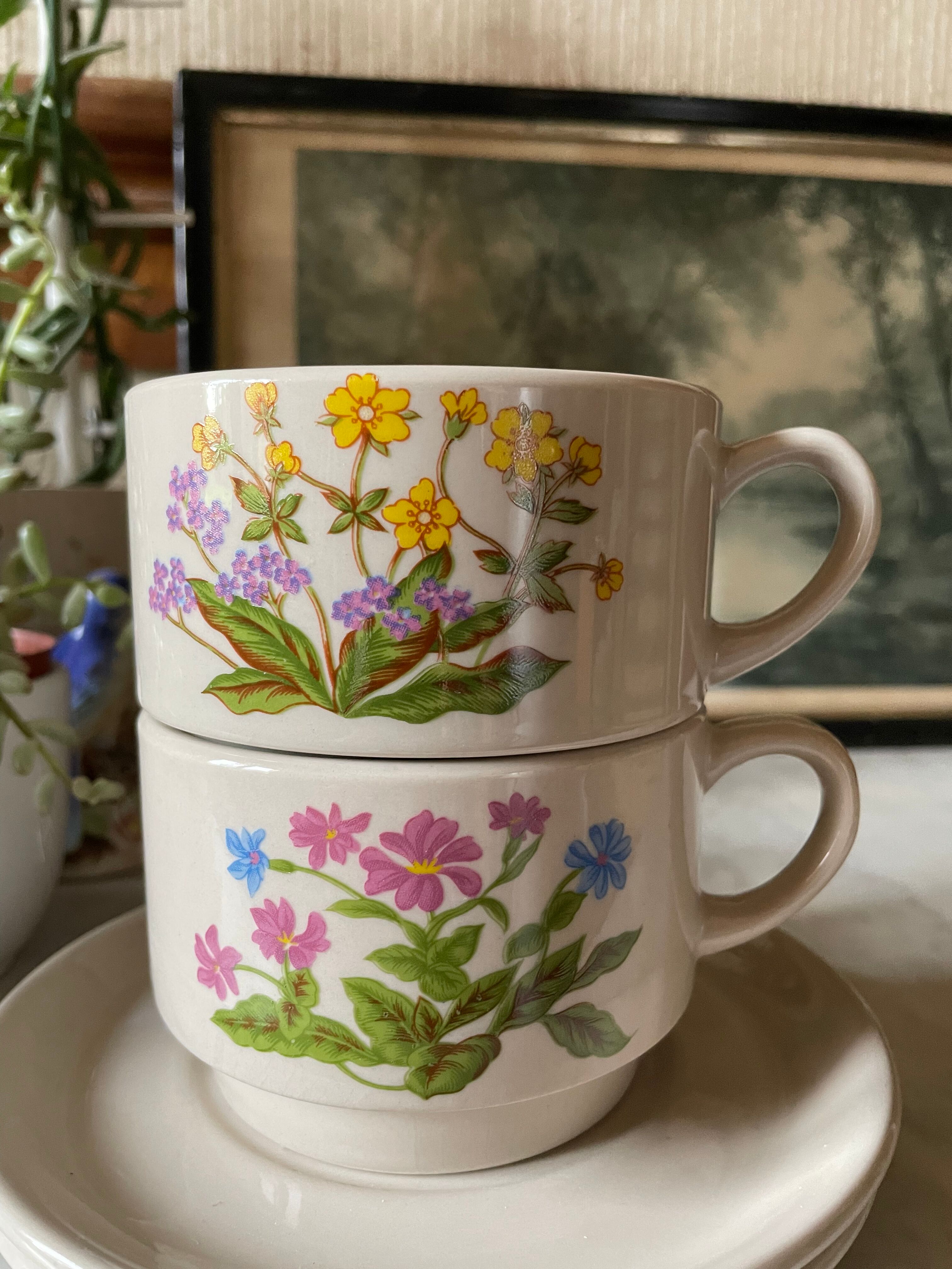 Vintage stoneware cups