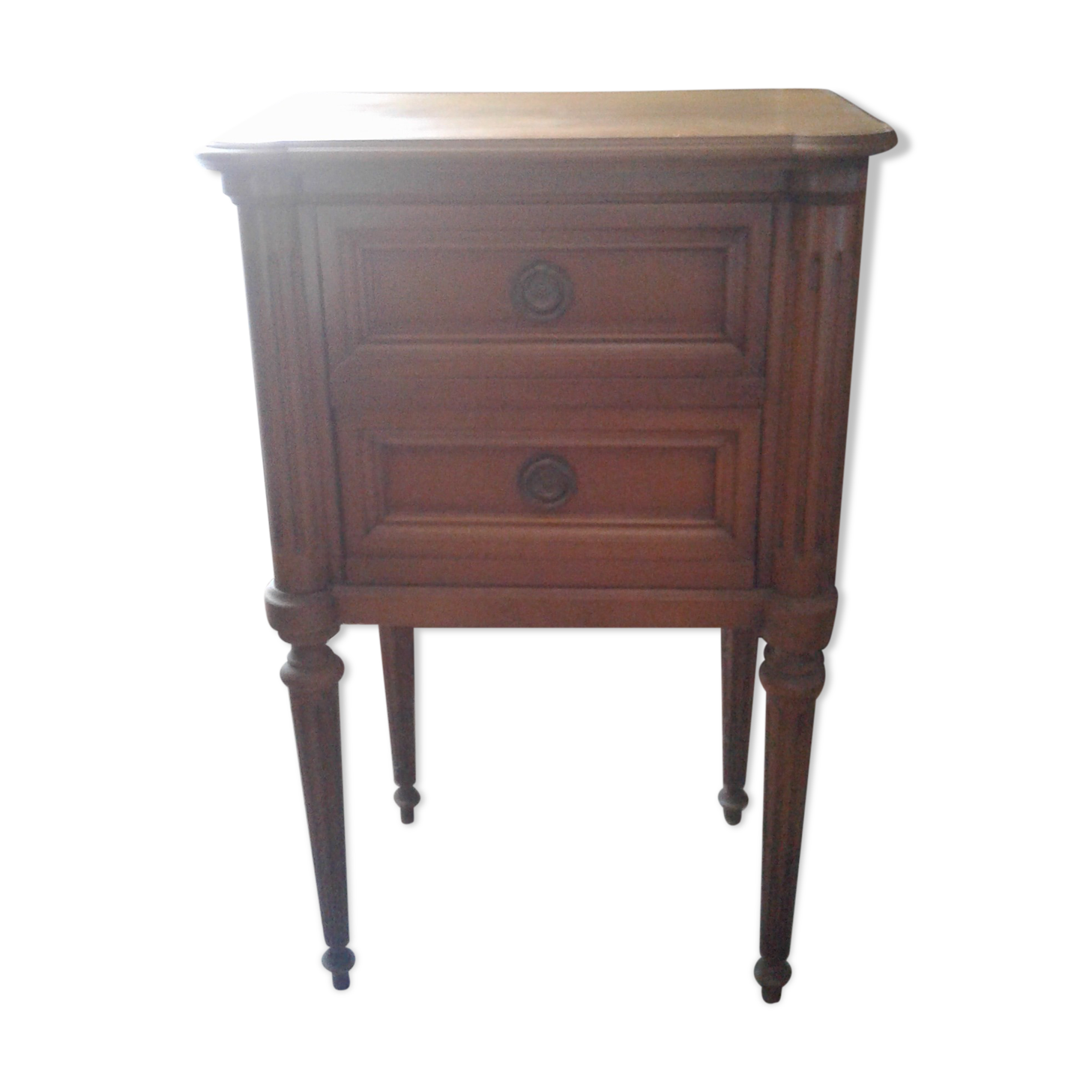 Anncian bedside table