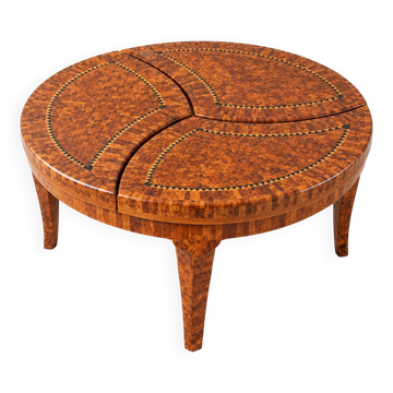 Table gigogne sculpturale en marqueterie de bois – Triptyque modulable