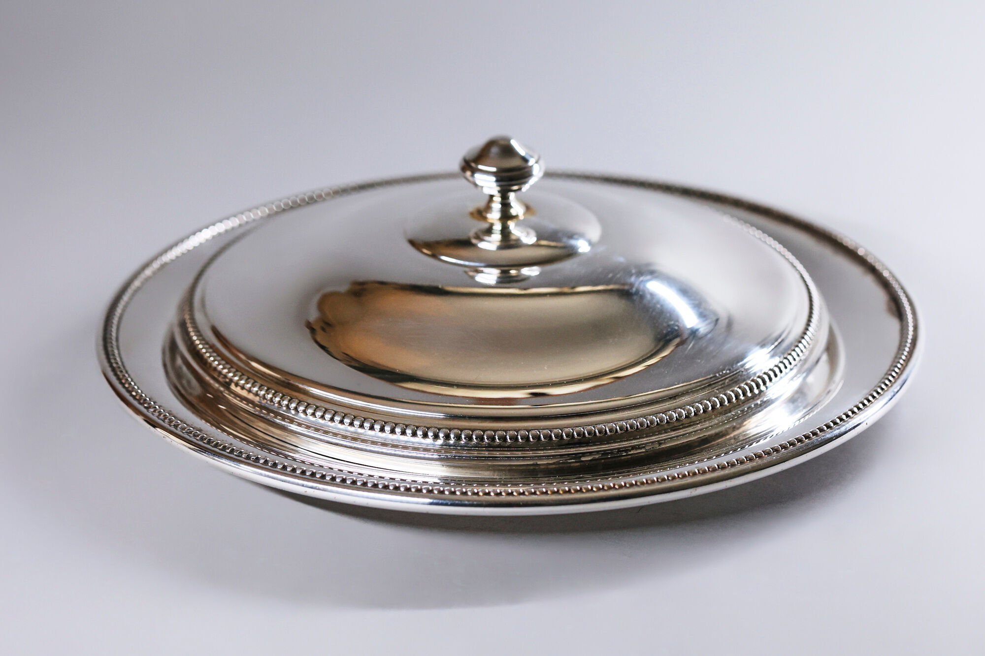 Dish with lid in silver plated copper by Silverware of France