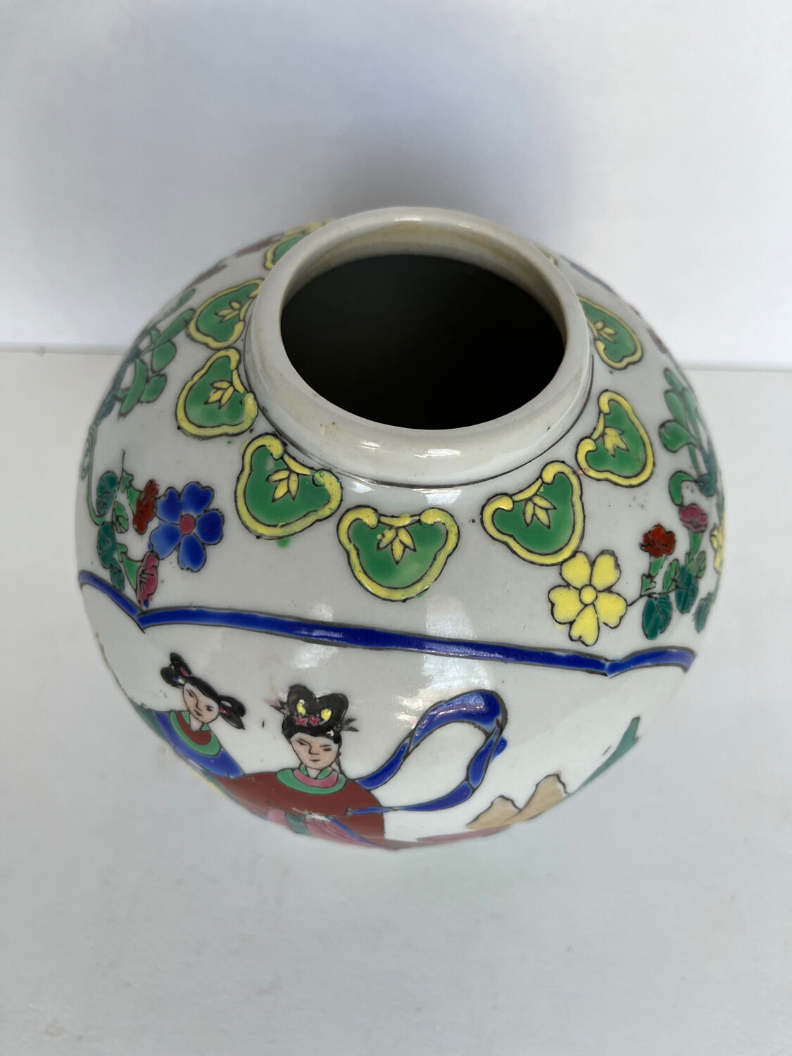 Pot à gingembre en faïence
