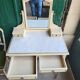 Coiffeuse de toilette avec sa chaise
