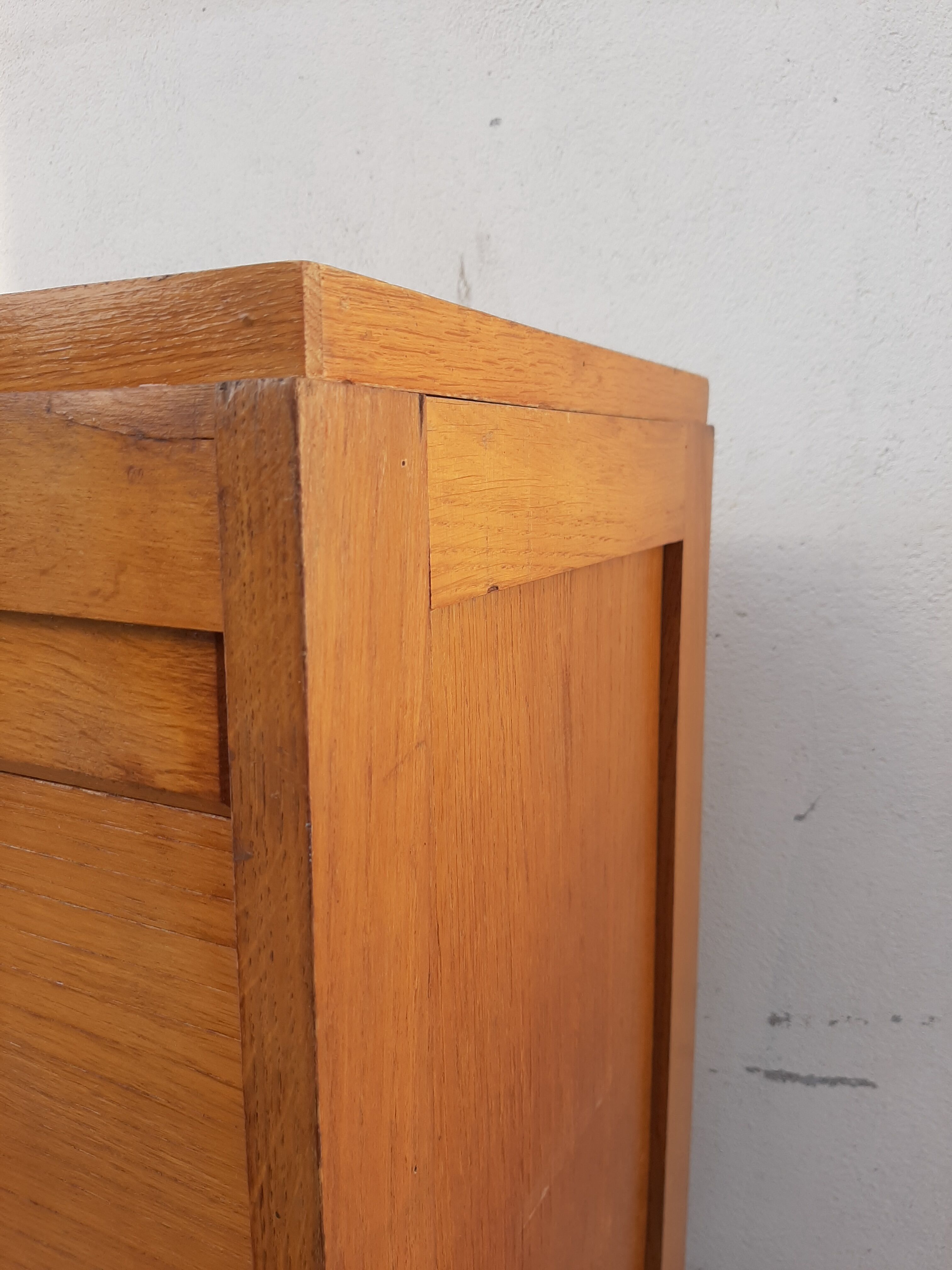 Curtain cabinet 1950