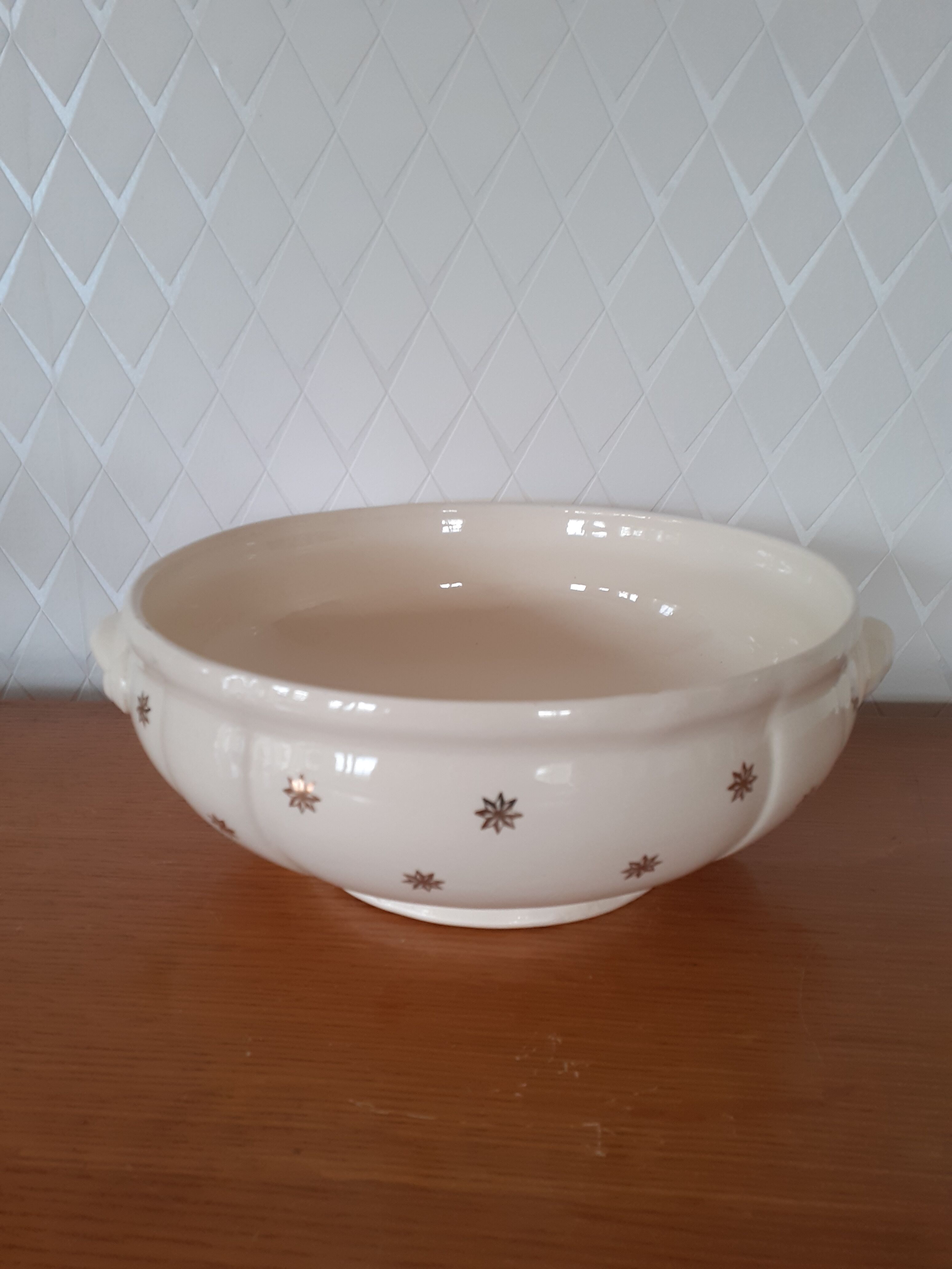 Salad bowl Sarreguemines golden stars