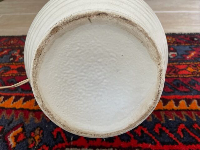 Art deco cracked ceramic lamp