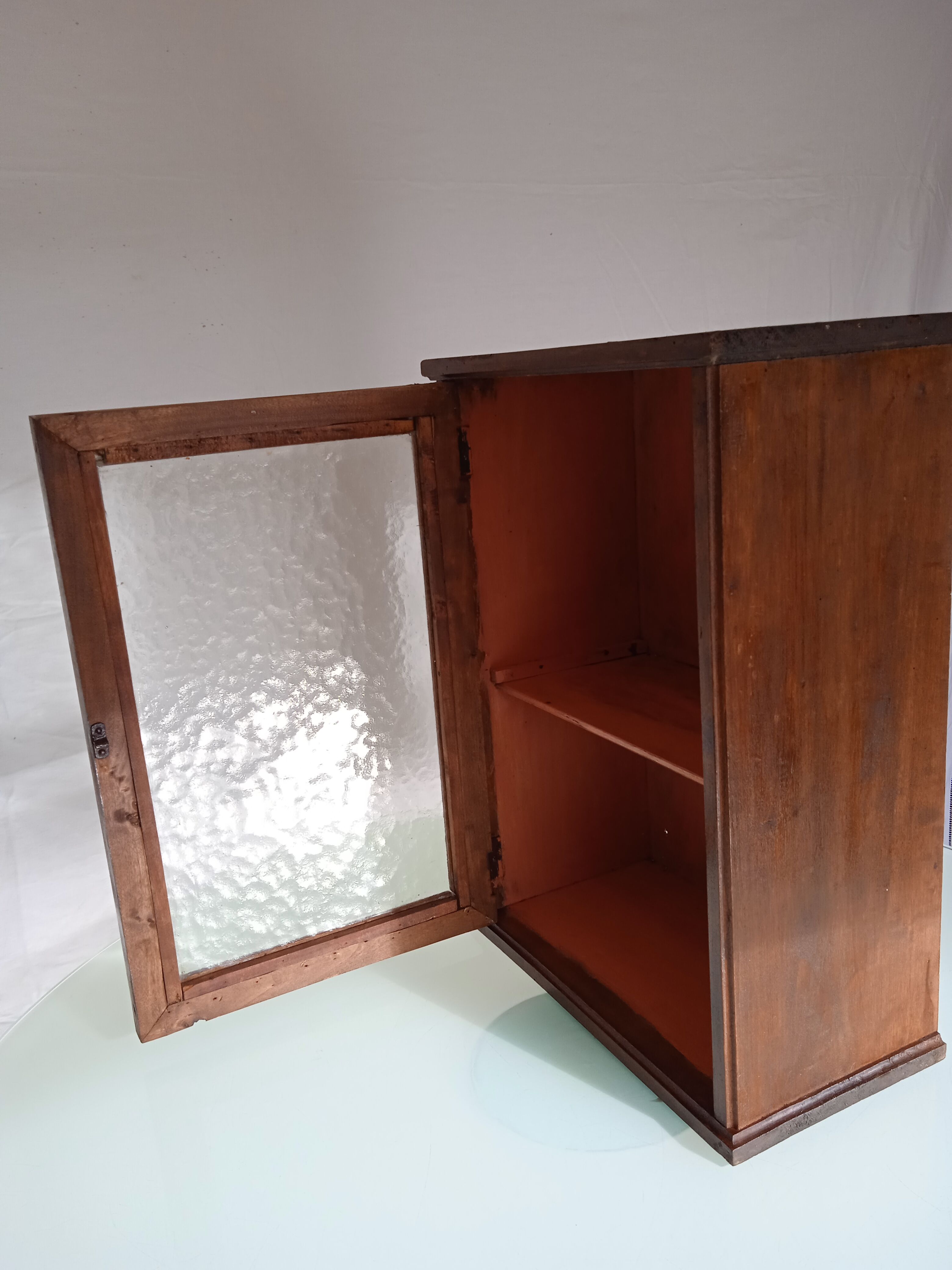 Glazed extra furniture