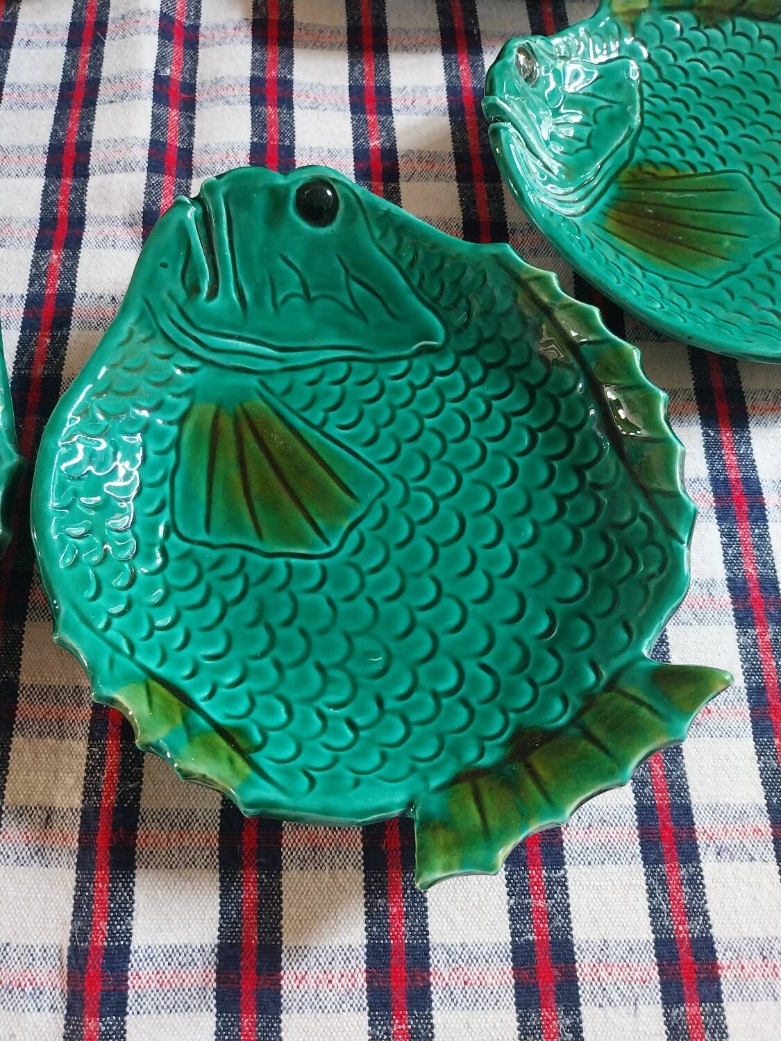 Barbotine Vallauris plate