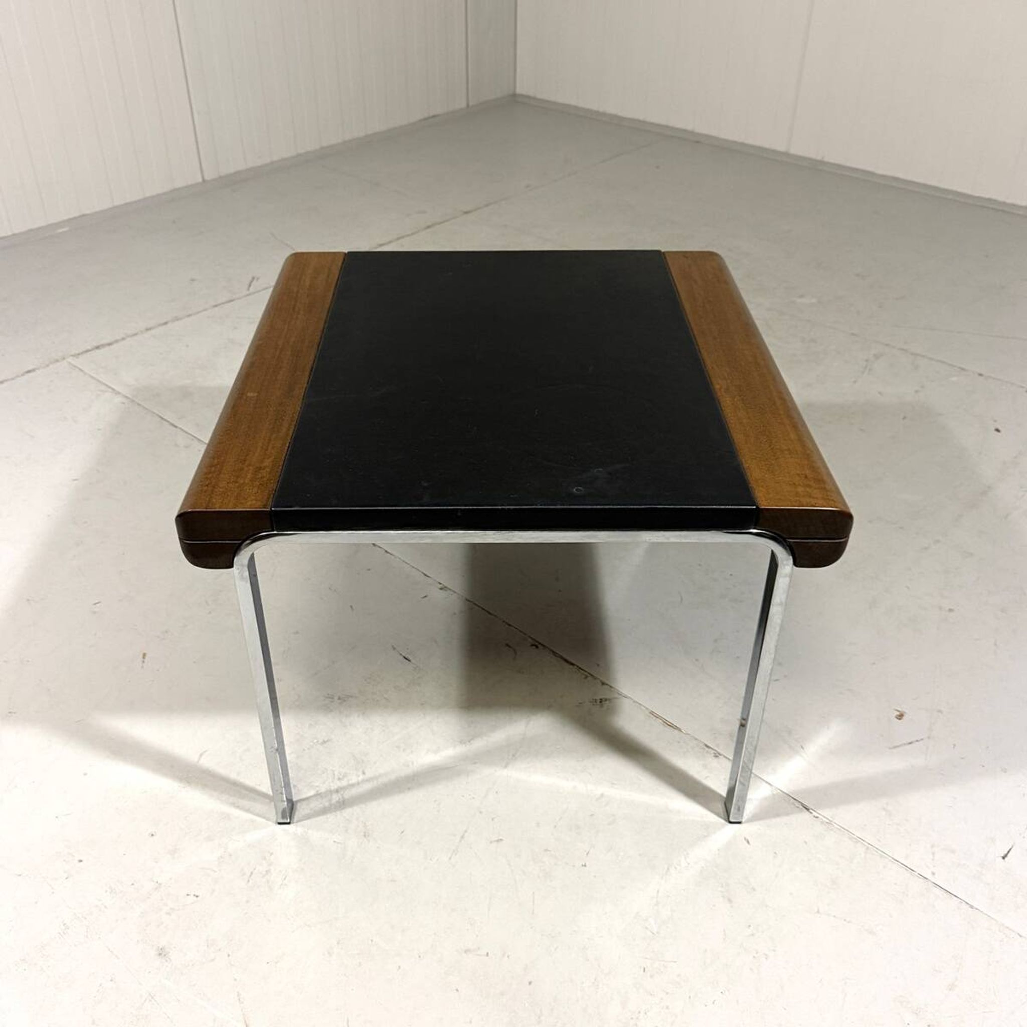 Hans Eichenberger leather coffee-side table Girsberger, Switzerland