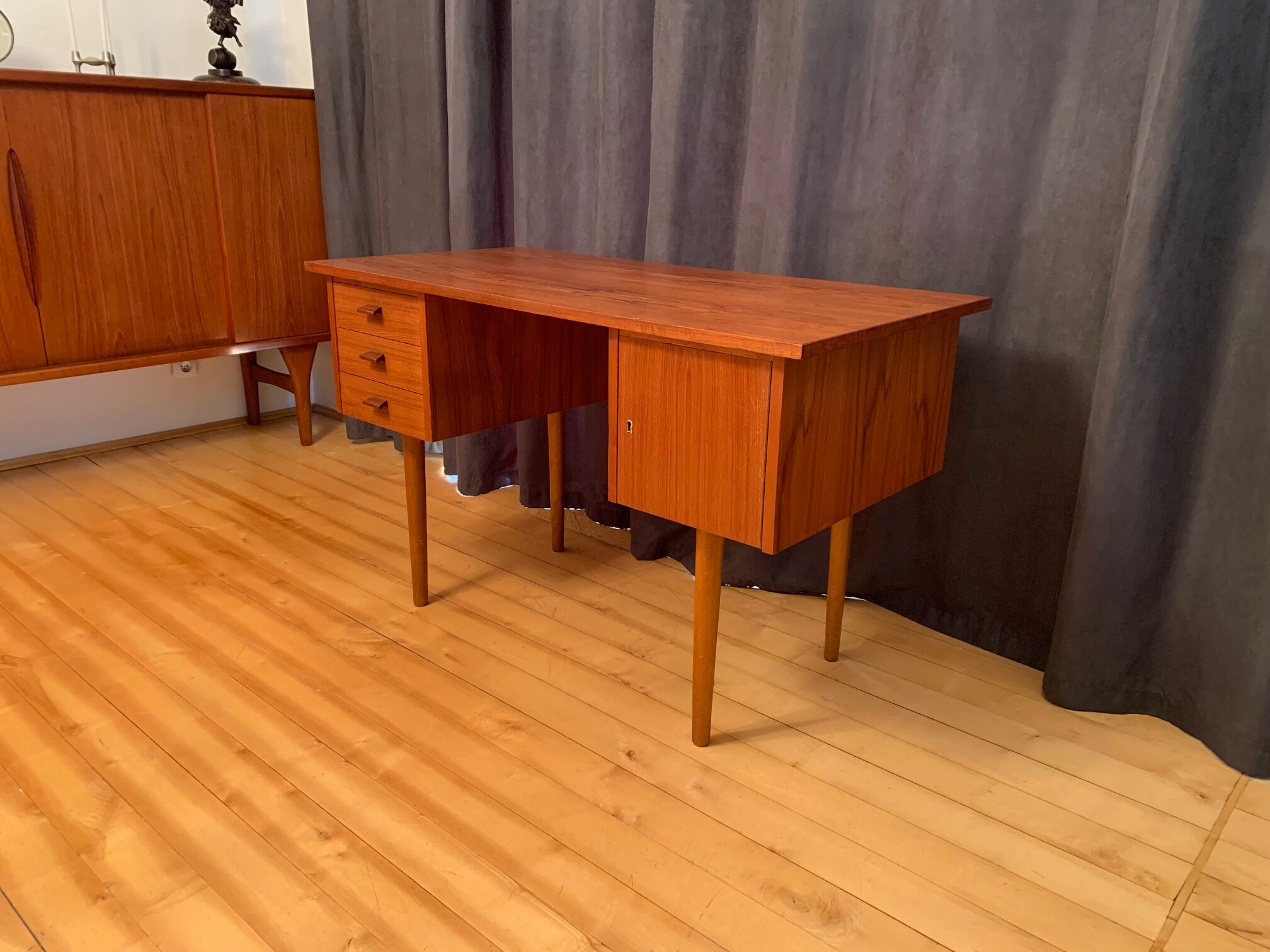 Desk, Denmark, 1960s
