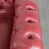 English cowhide Chesterfield 2.5-seater sofa in a stunning red colour