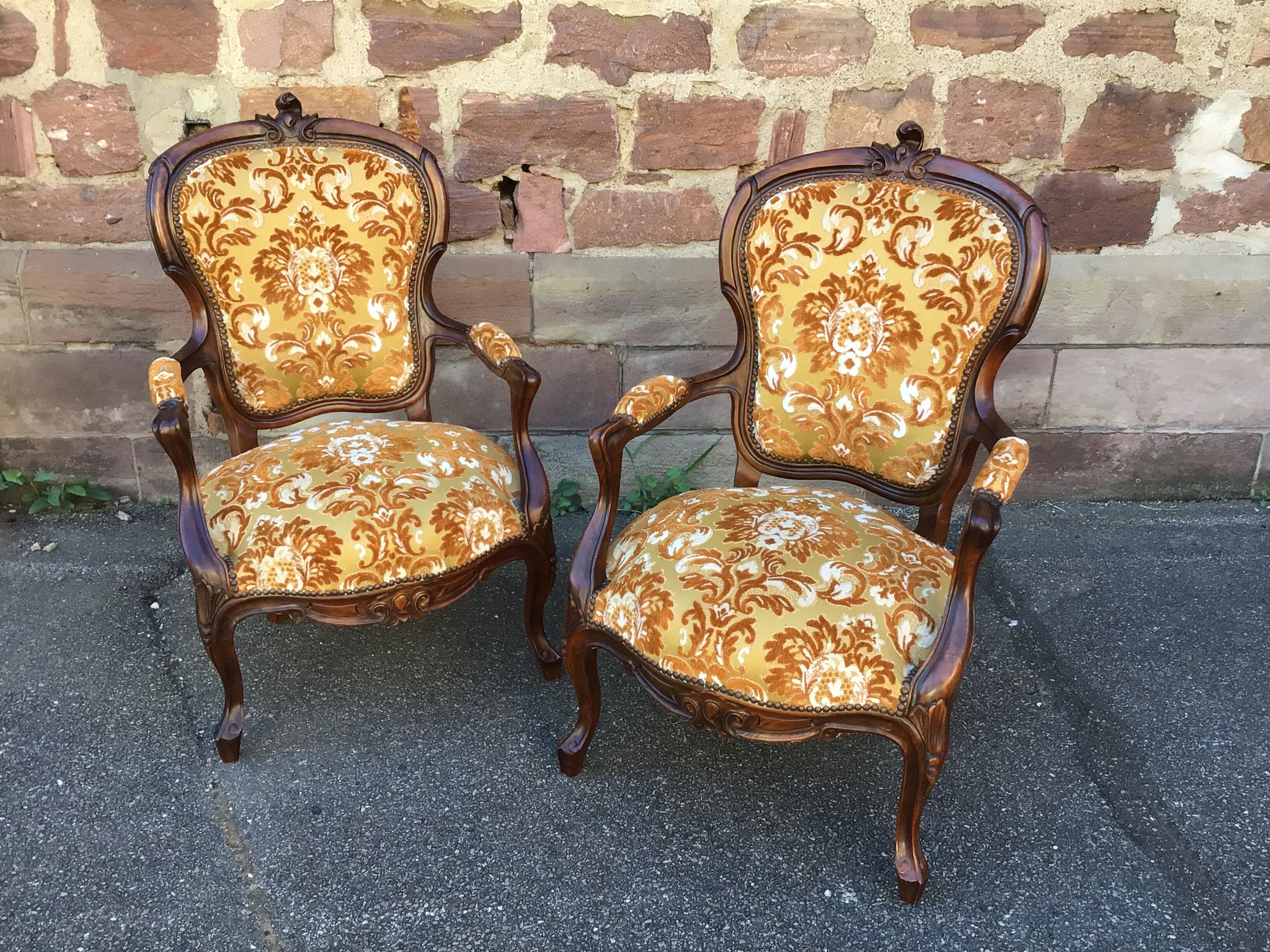 Pair of nineteenth style Louis Philippe mahogany heaters