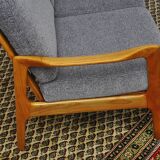 Canapé de style scandinave en merisier, années 1960