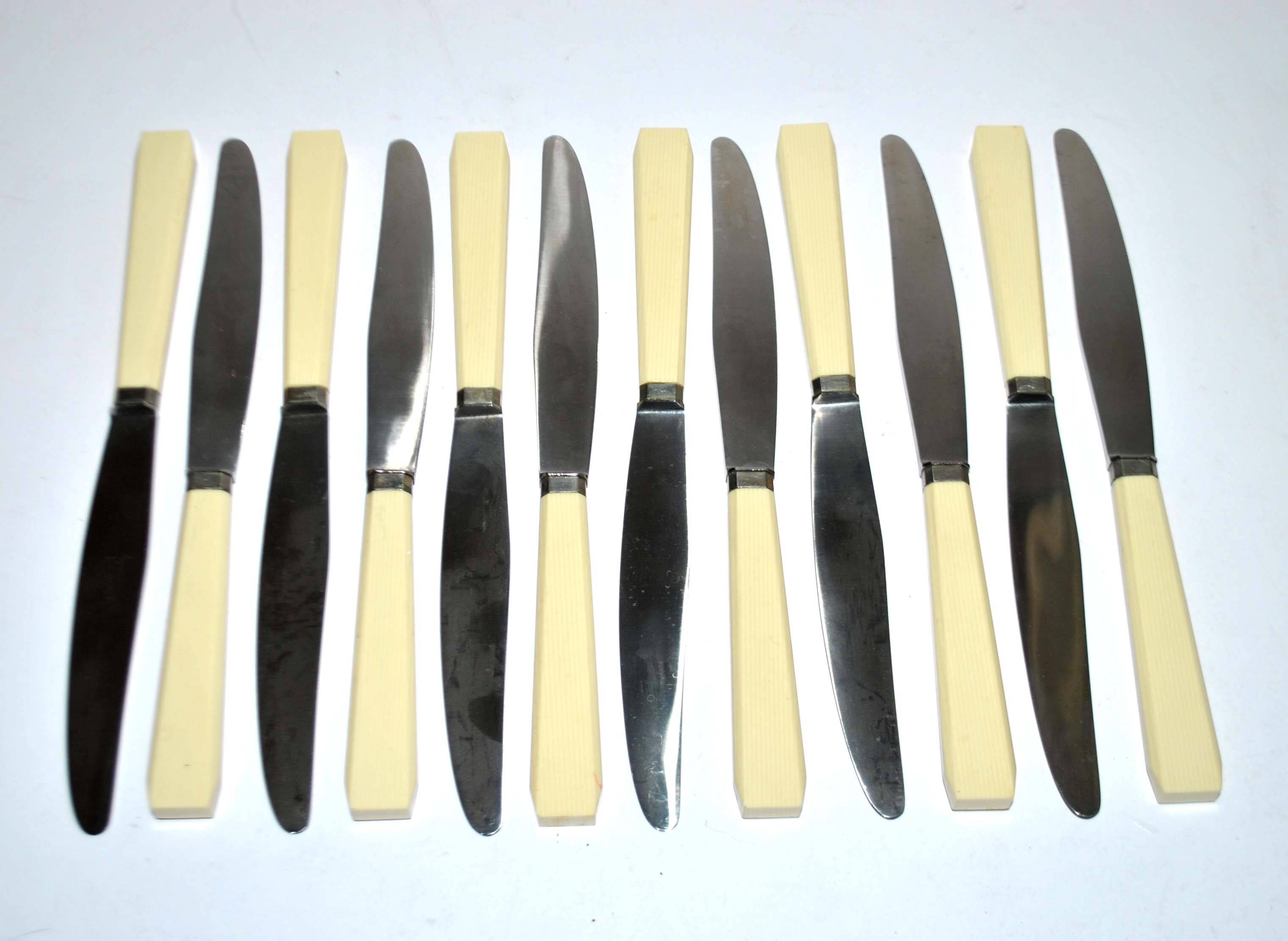 Set of 12 vintage knives in ivory resin by louis springer strasbourg 19.5cm