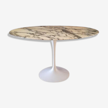 Table tulip Knoll par Eero Saarinen