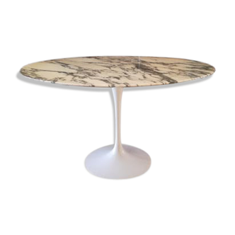 Table tulip Knoll par Eero Saarinen