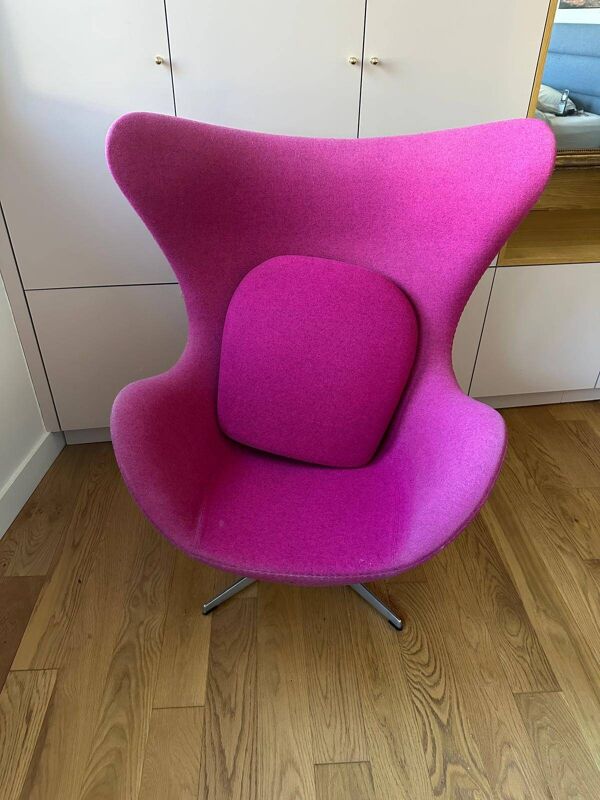 Fauteuil Egg chair par Ar ne Jacobsen pour Fritz Hansen