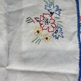 6 serviettes anciennes en lin brodées