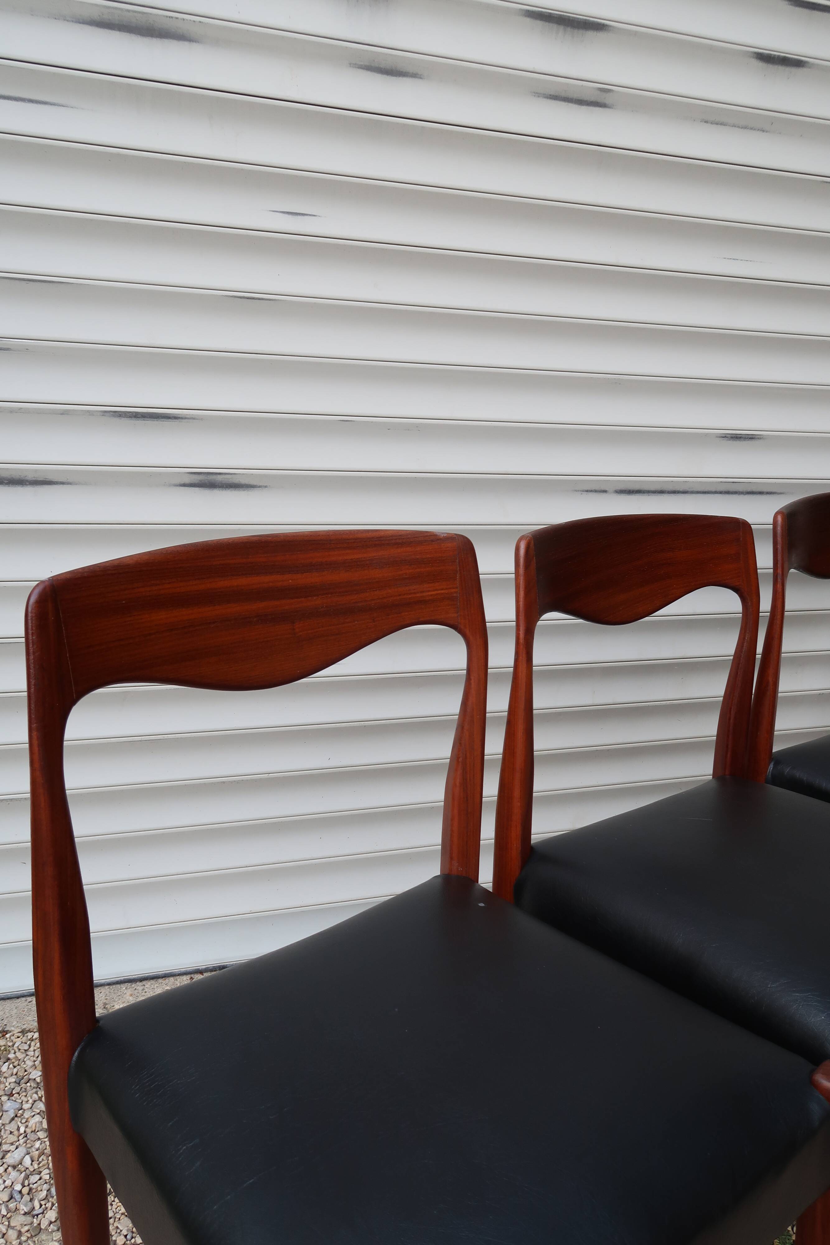 Series of 3 chairs Niels Otto Moller
