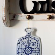 Small Winterling Indian Blue Strawflower Porcelain Board