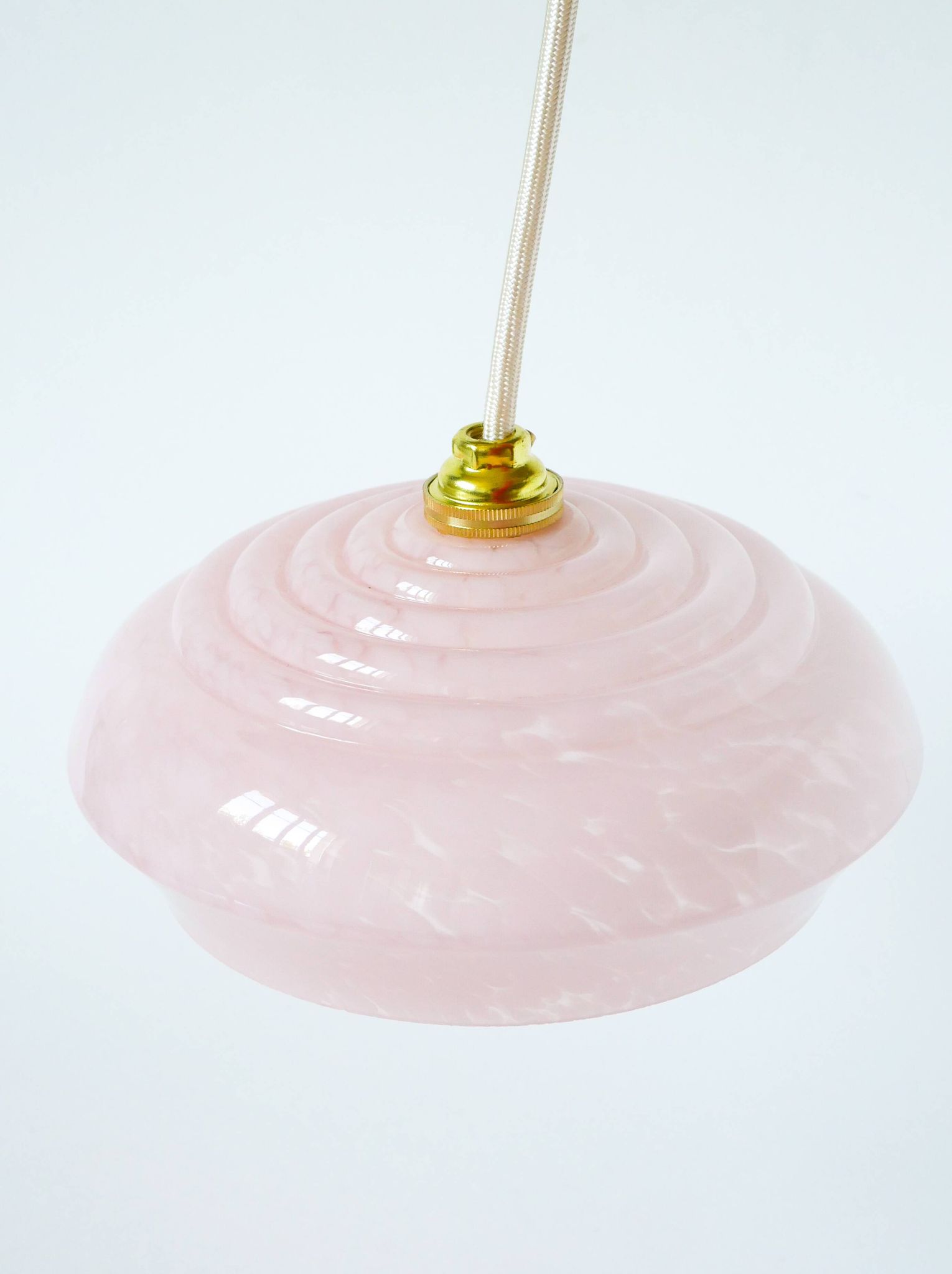 Suspension en verre de Clichy, Rose Bonbon, Art Déco, 1930