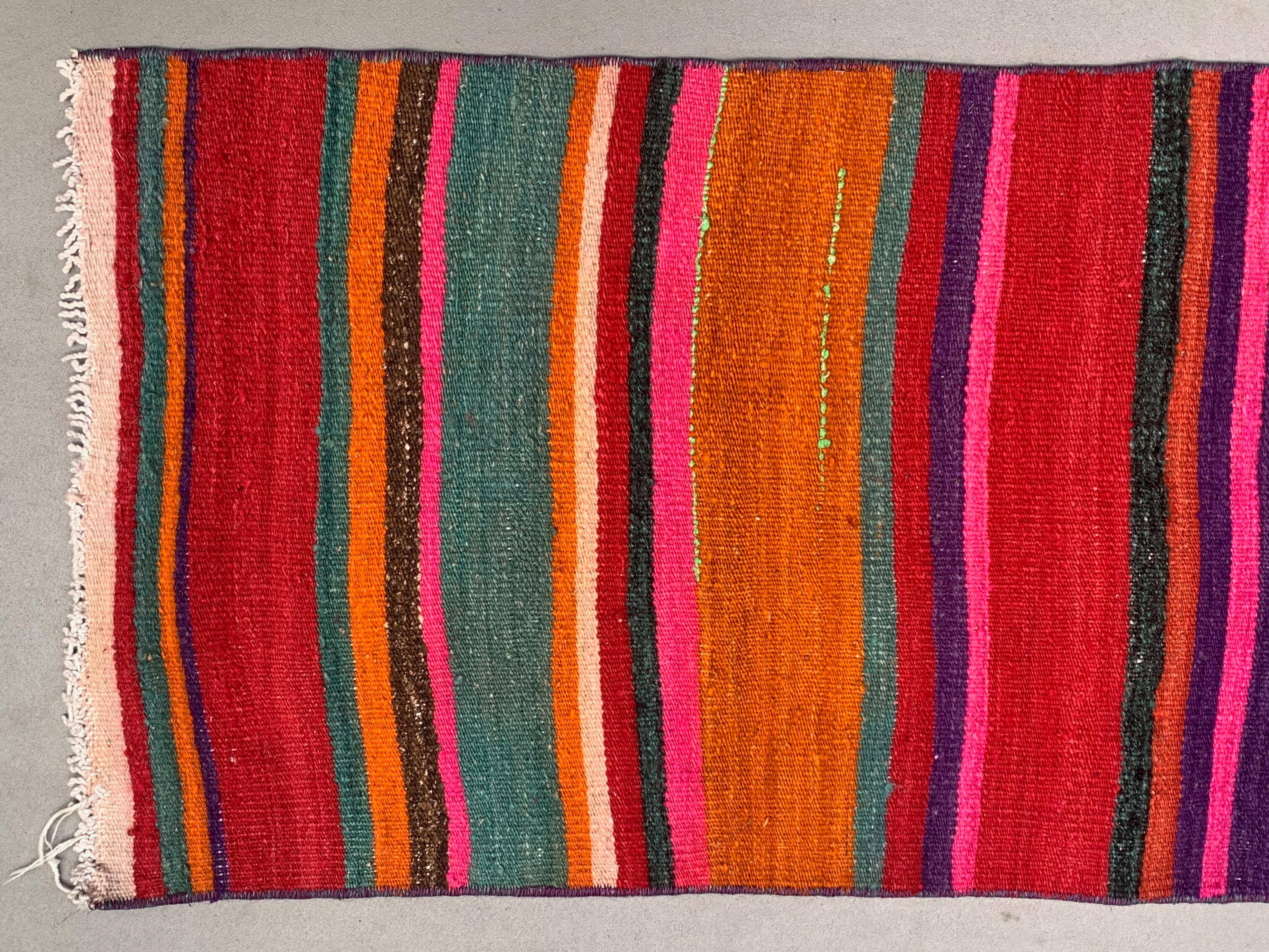 Old Turkish narrow Kilim Runner 283x51 cm shabby chic, vintage kelim