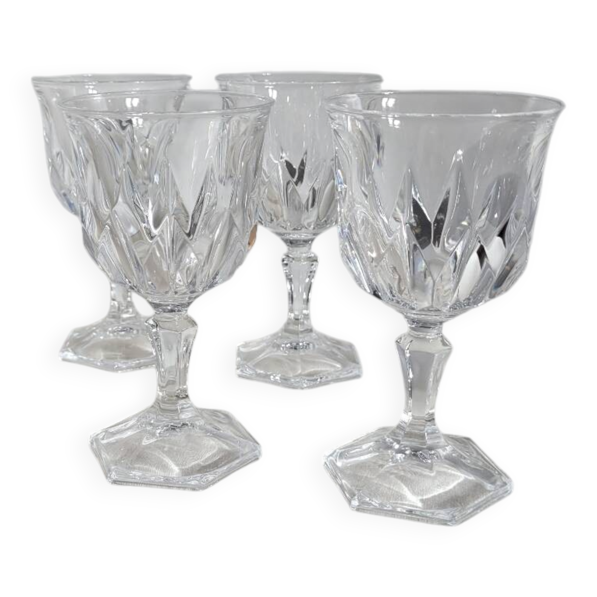 Set of 4 white wine glasses in Chaumont crystal from Cristal d'Arques.