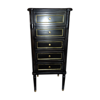 Extra piece of furniture
