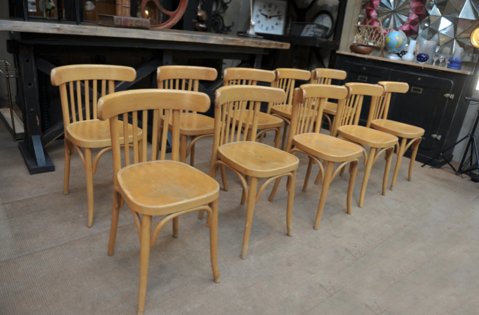 Set of 10 curved beech bistro chairs from the 1950s