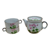 Teapot / herbal tea service