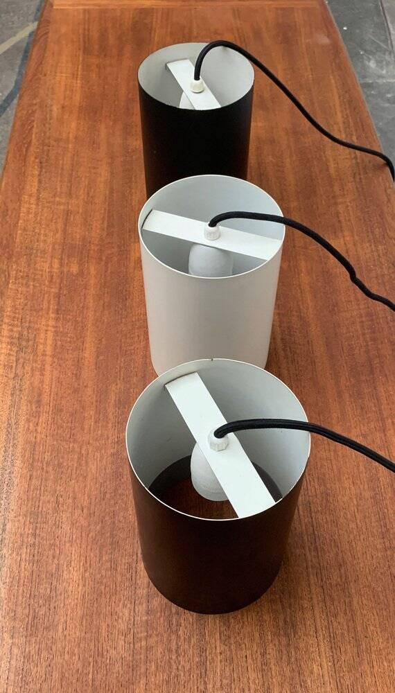 Minimalist cylindrical pendant light from the mid-century in metal by Eila & John Meiling for Louis Poulsen, set of 3.