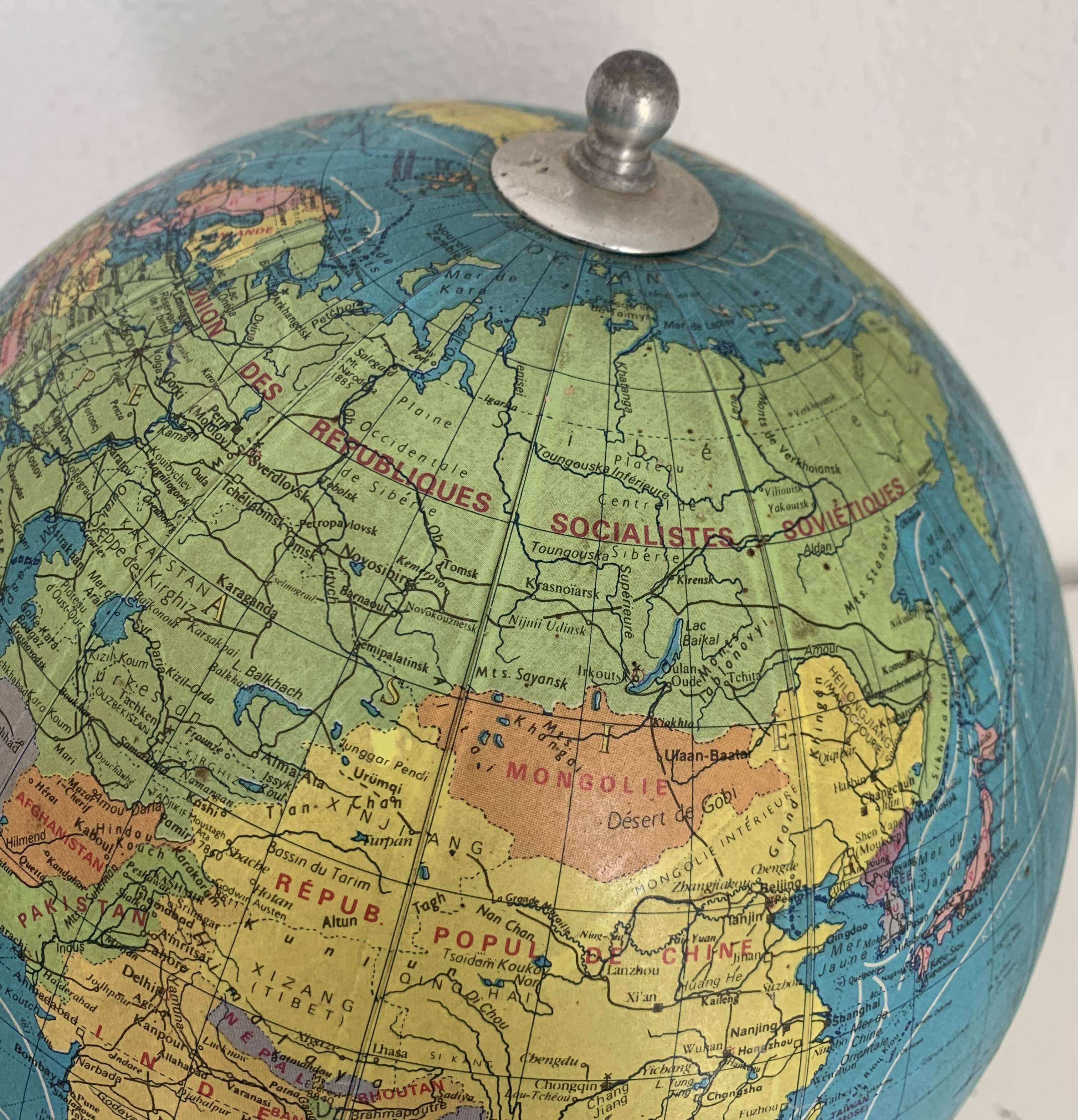 Large vintage 1985 terrestrial globe Taride wood - 38 cm