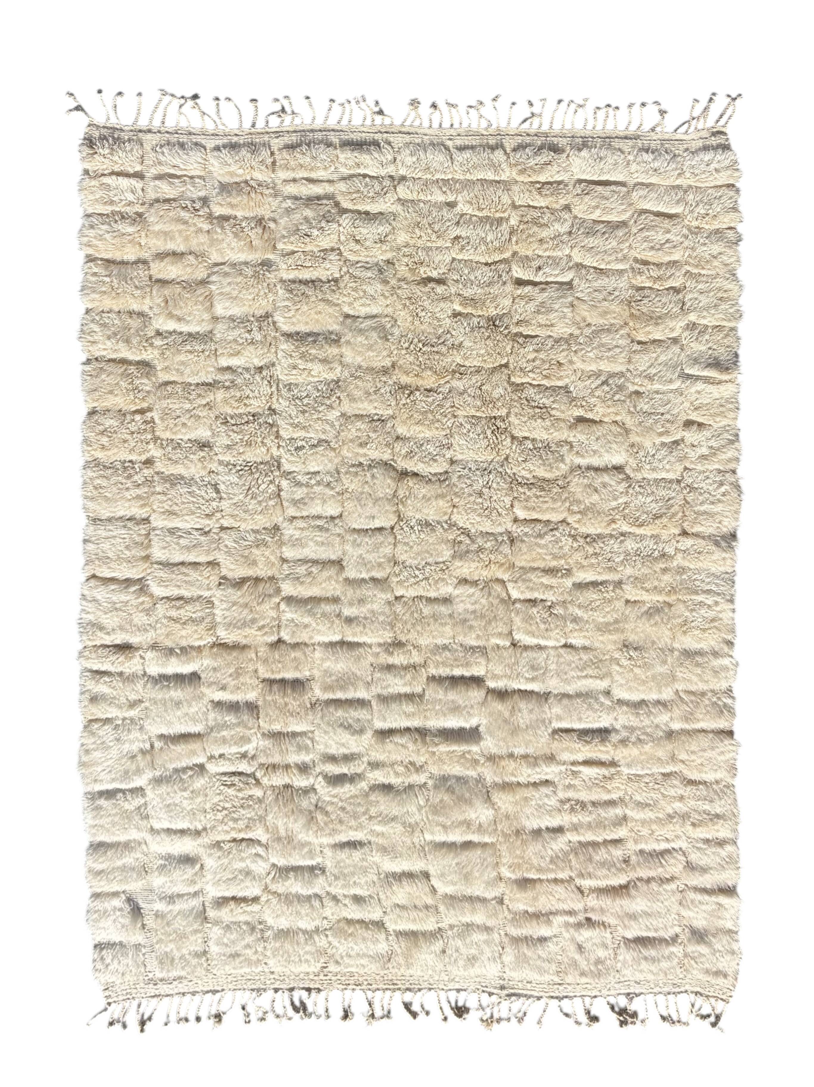 Berber Beni ouarain M'rirt rug in white natural wool