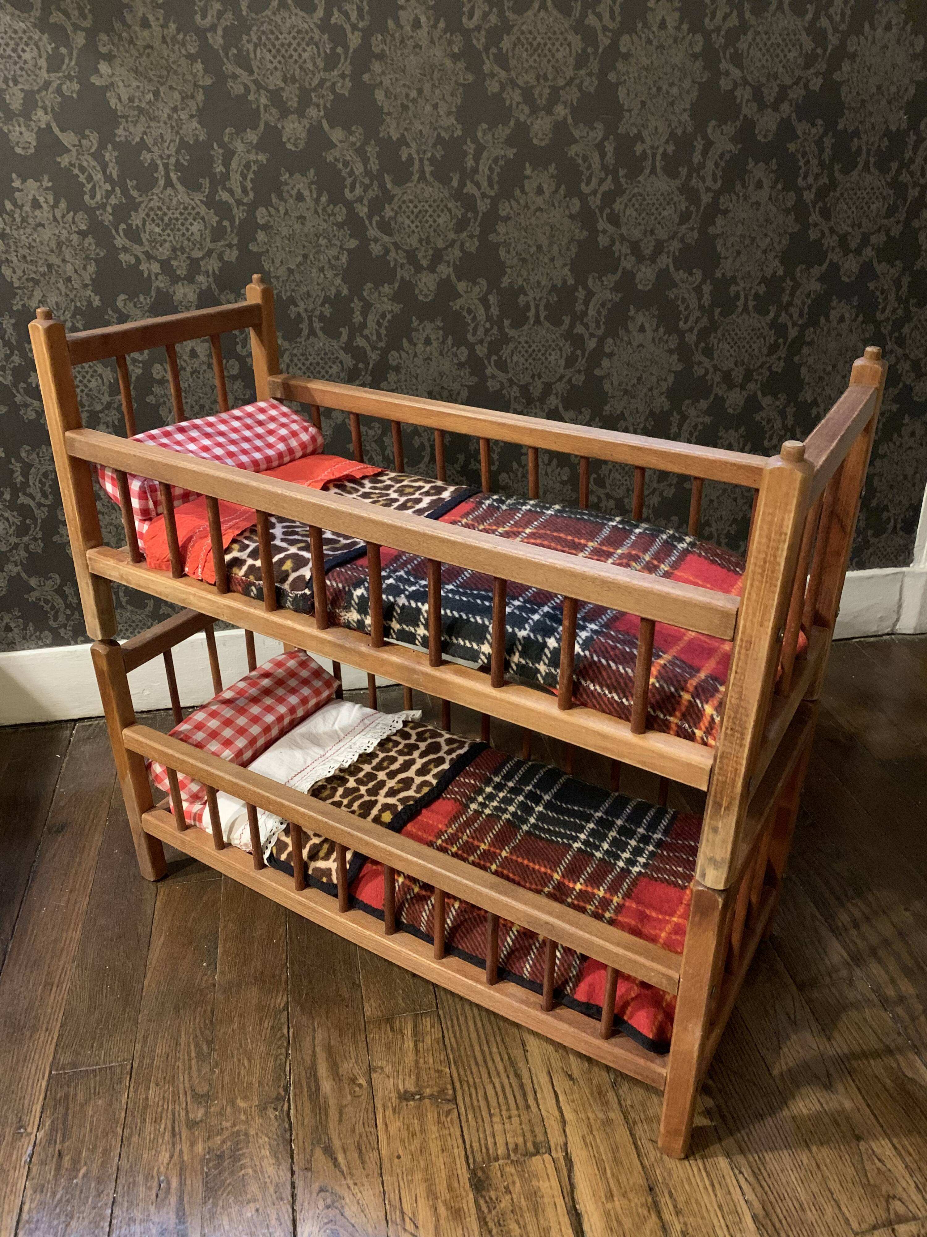Doll beds, bunk