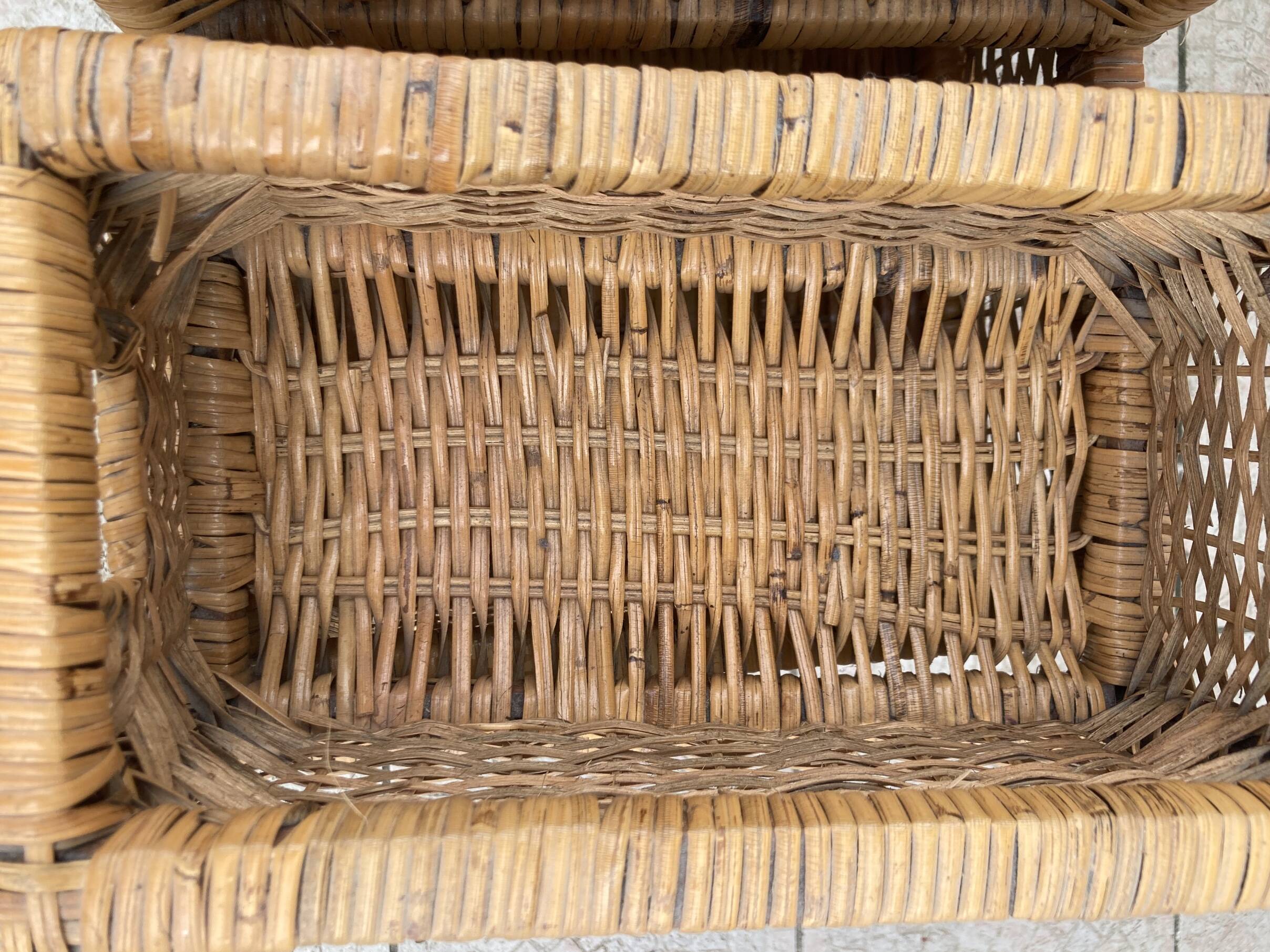Vintage rattan chiffonier