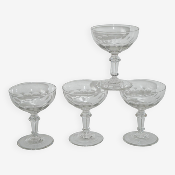 Lot de 4 coupes à champagne en cristal facettés, 1930