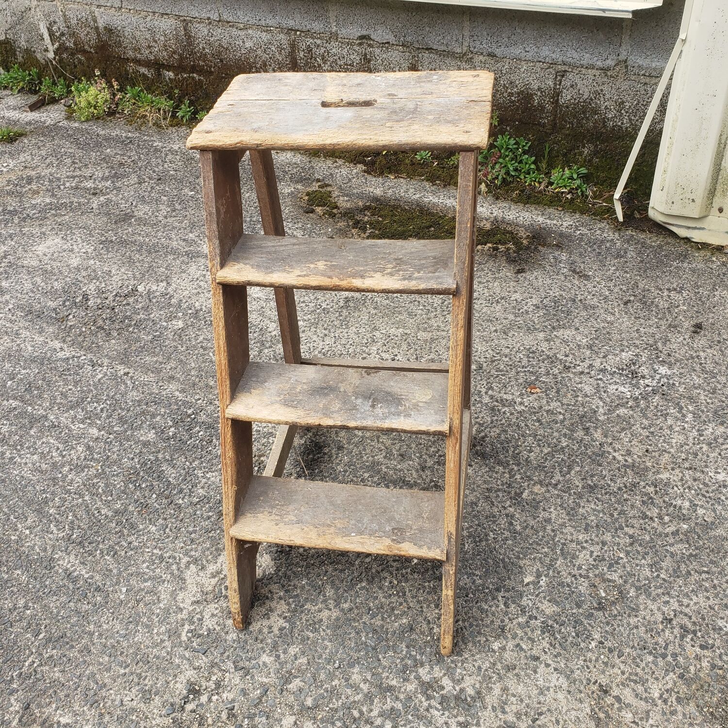 Wooden stepladder