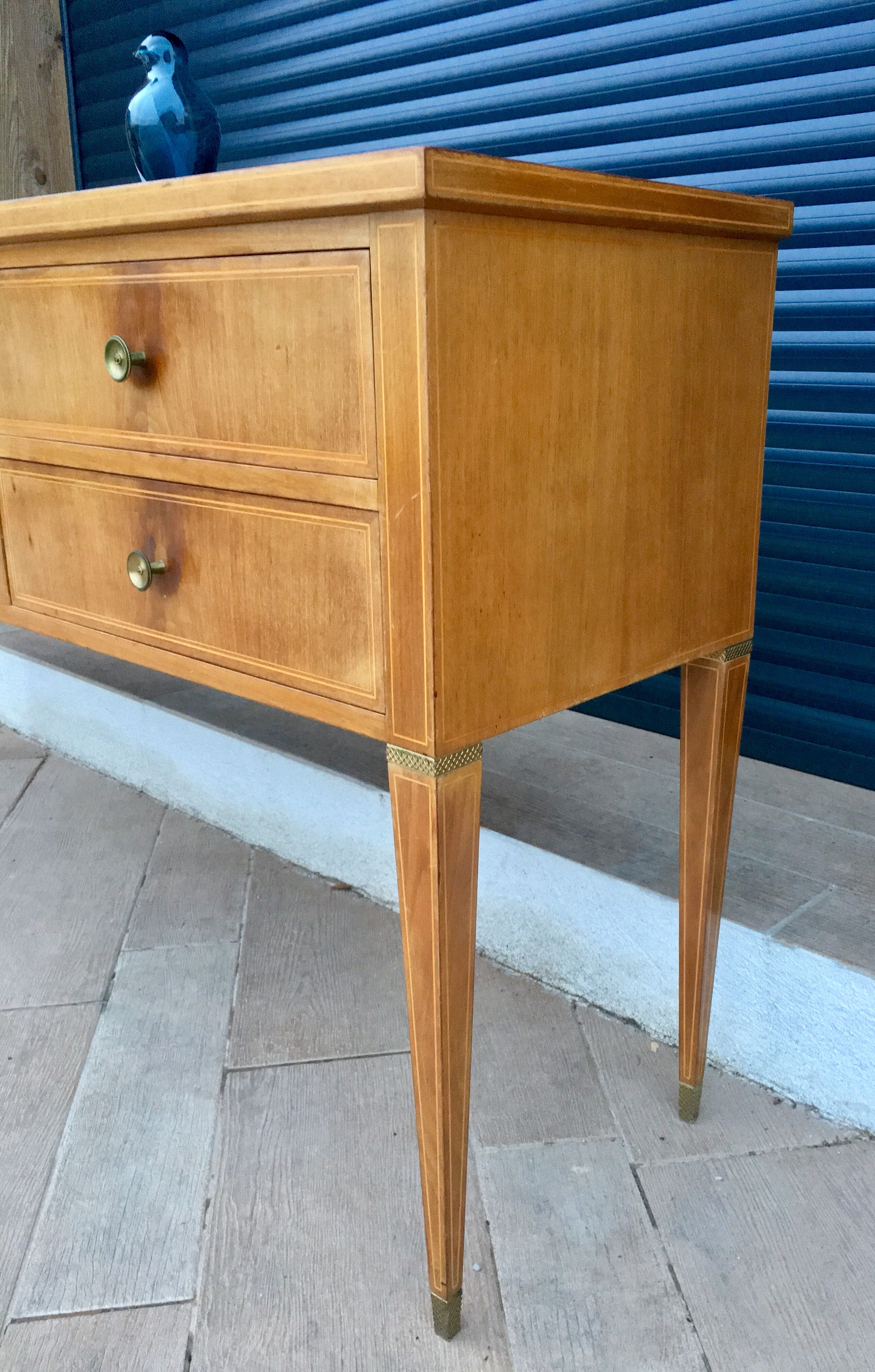 Console, regency thread