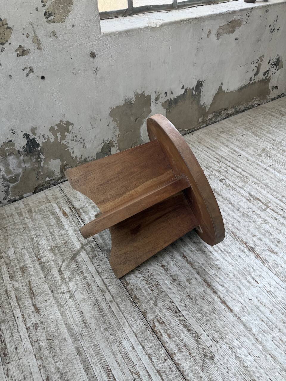 Constructivist gueridon 1950 mahogany