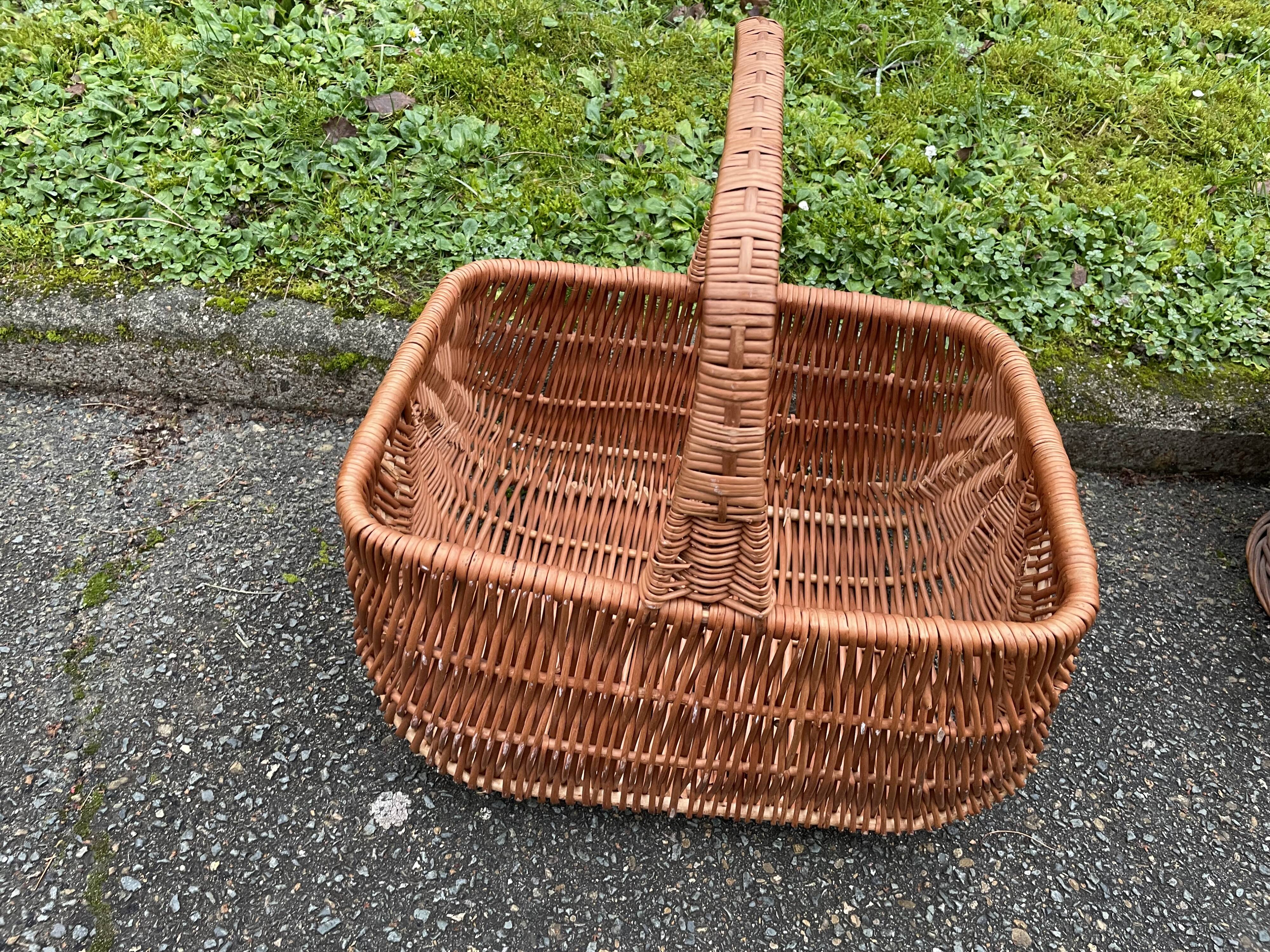 Grand panier en osier