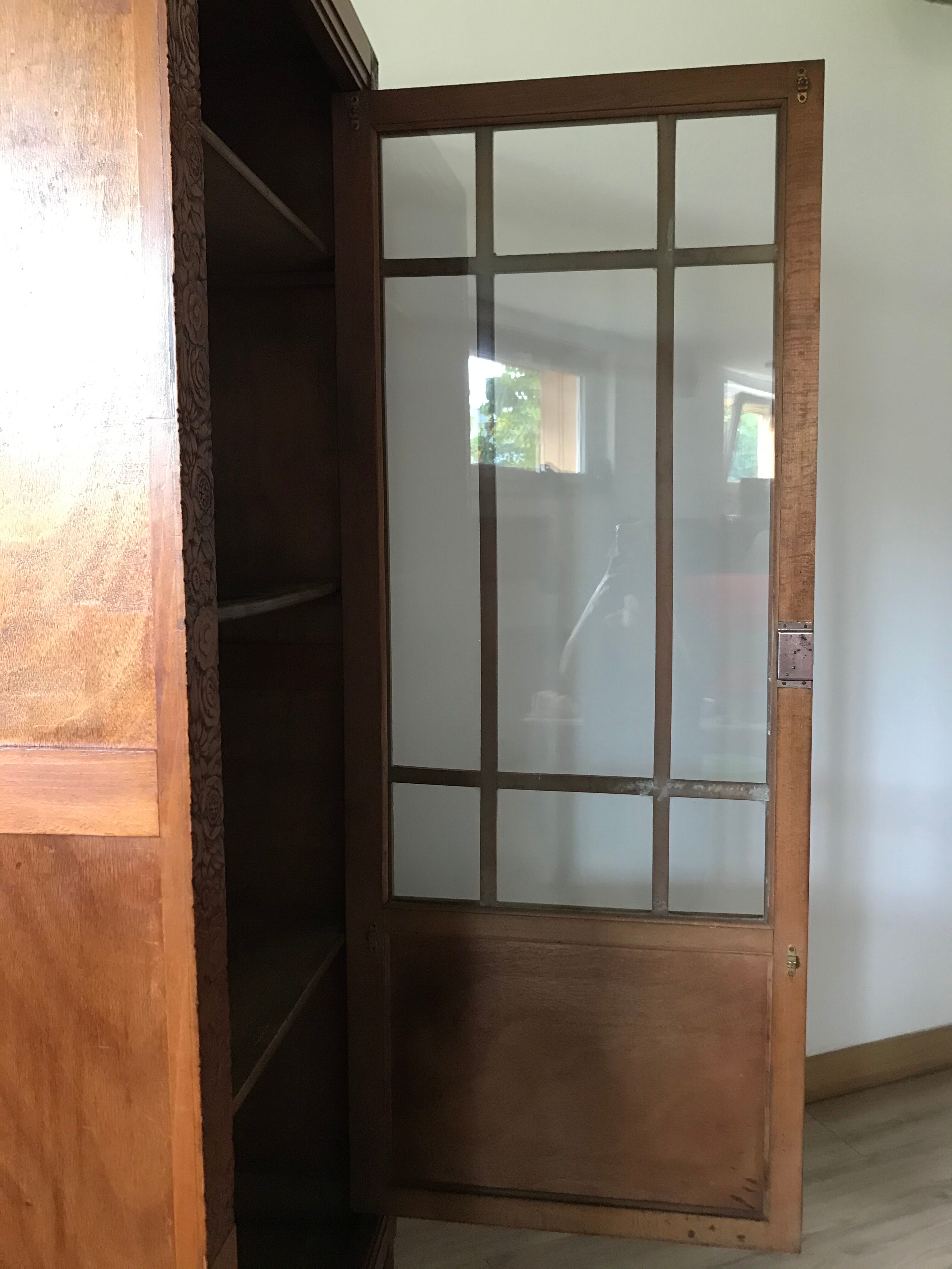 Art Deco style showcase