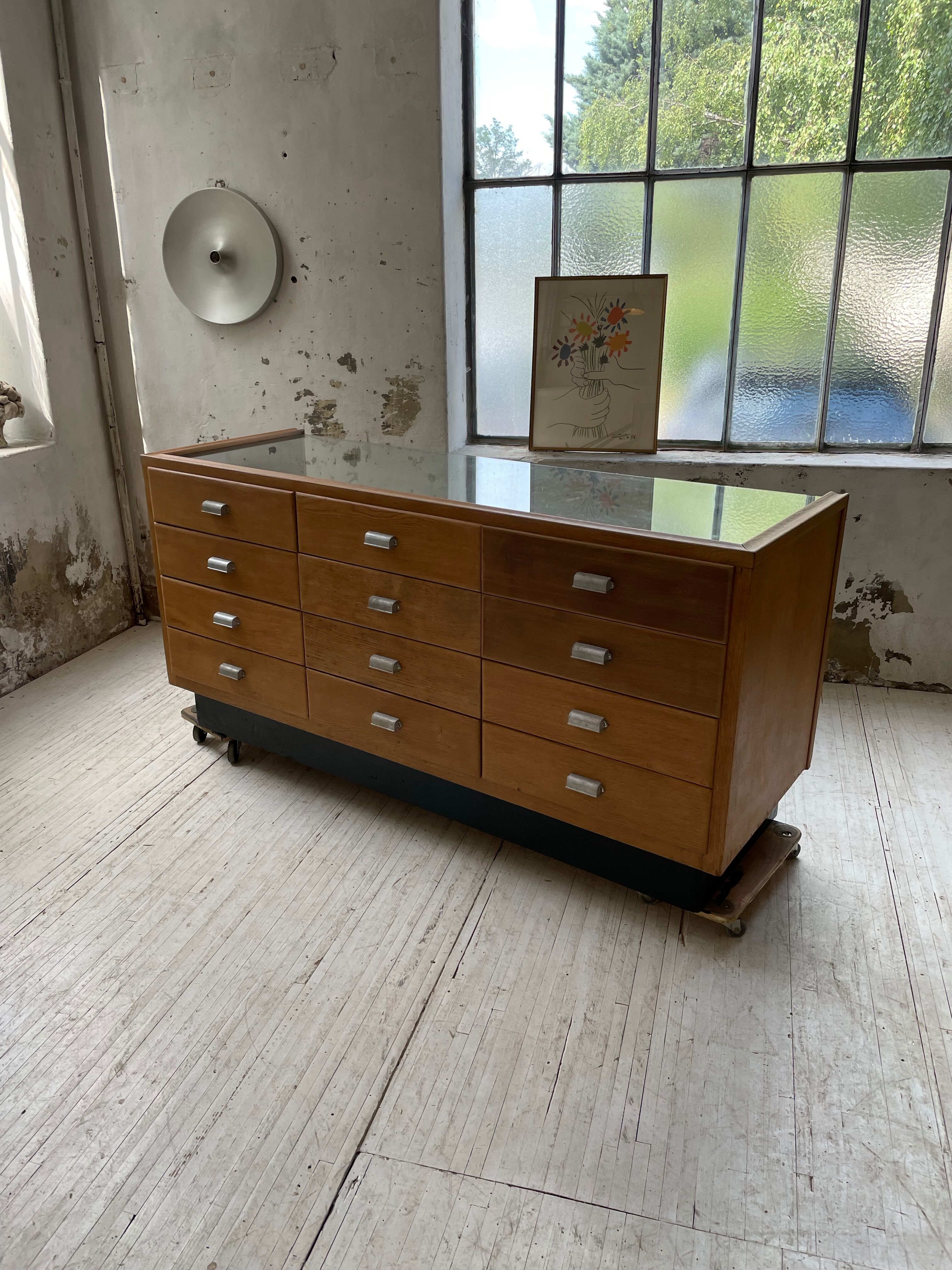 Glass trading post 50s