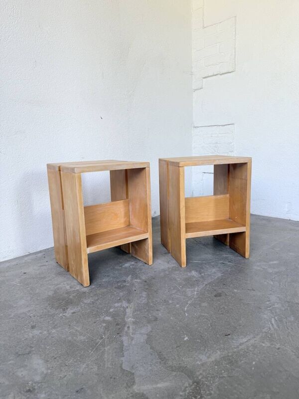 Paire tabourets ou chevets pin mobilier montagne 1950