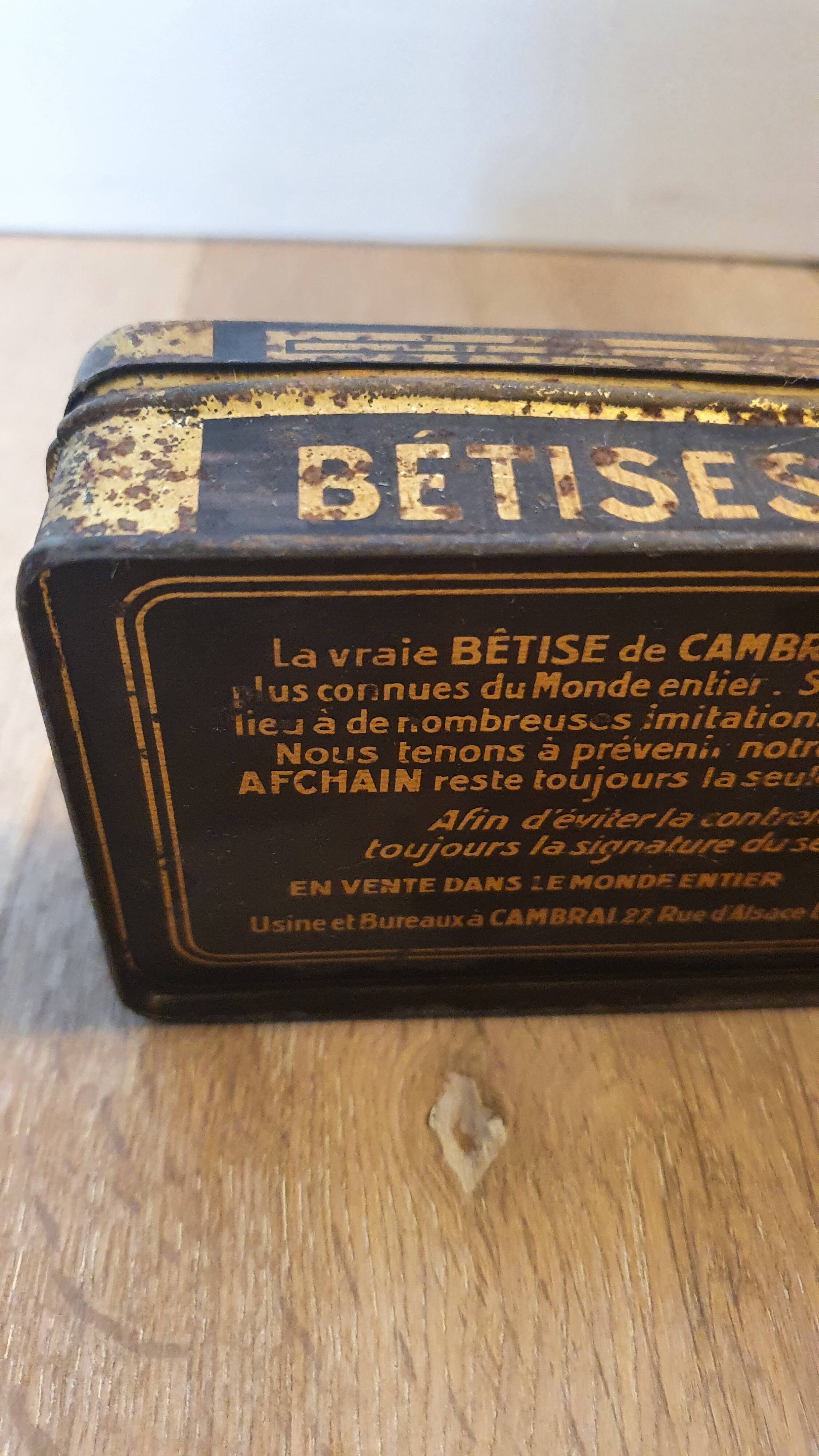 Metal box bêtises de cambrai